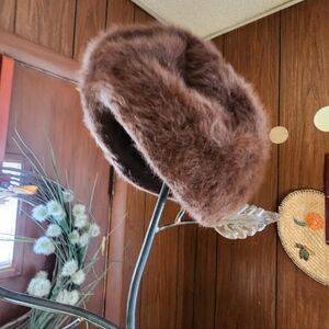 VTG 80s Kangol Brown Fuzzy Hat